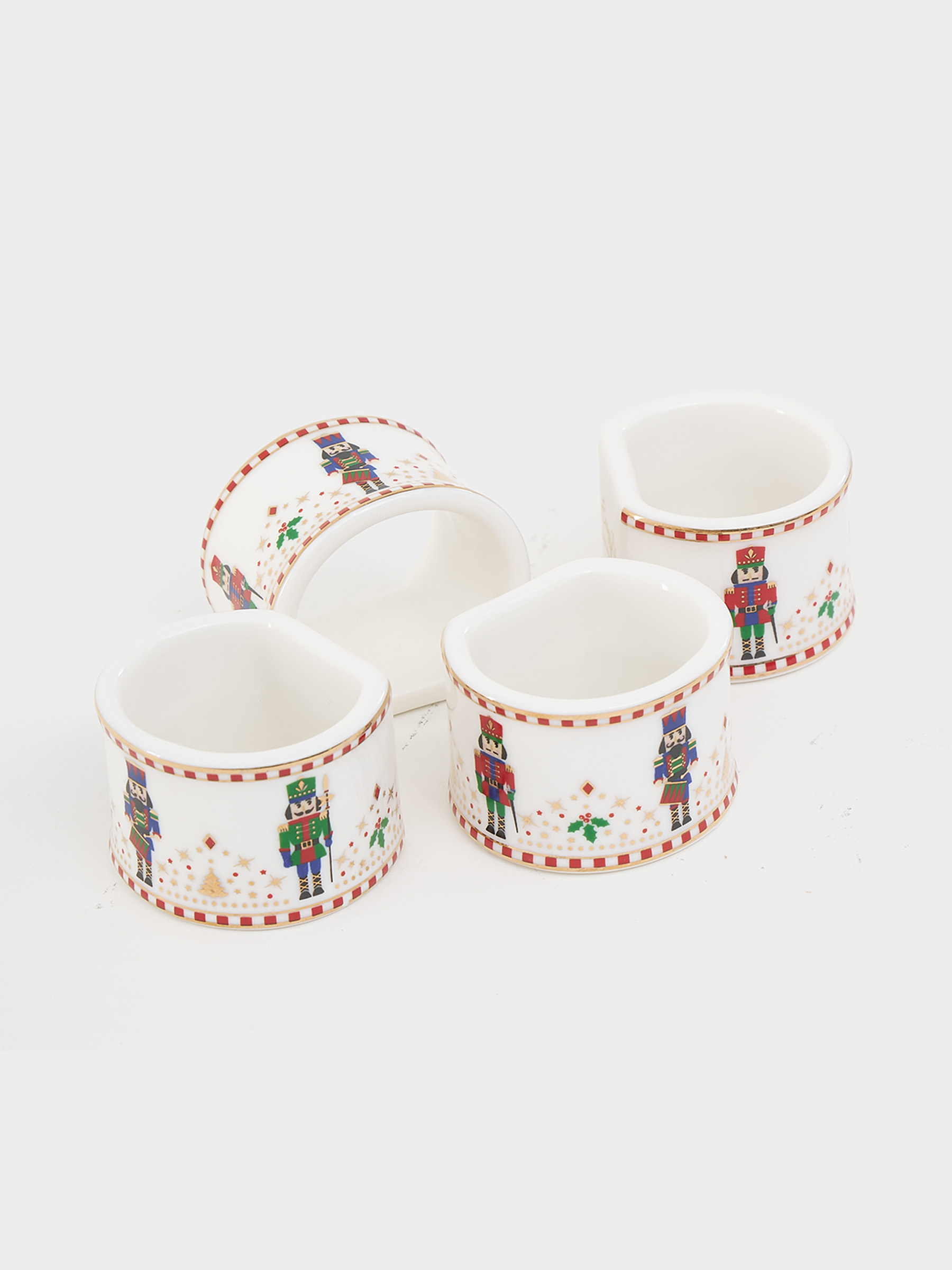 Набор колец для салфеток Щелкунчик 4,5 см 4 шт Easy Life Набор колец для салфеток Щелкунчик 4,5 см 4 шт Easy Life