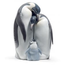 Фигурка Lladro Семья пингвинов16х22 см, фарфор