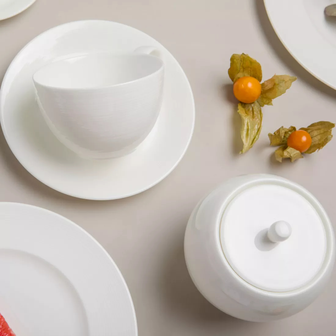 Чайная пара Narumi Терраса 280 мл, рельеф, костяной фарфор Чайная пара Narumi Терраса 280 мл, рельеф, костяной фарфор