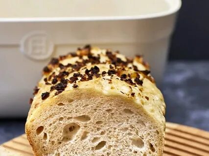 Хлебница 35,5 X 24,5 X 15,8 см с разделочной доской 6,5 л, белый, EMILE HENRY, Франция Хлебница 35,5 X 24,5 X 15,8 см с разделочной доской 6,5 л, белый, EMILE HENRY, Франция